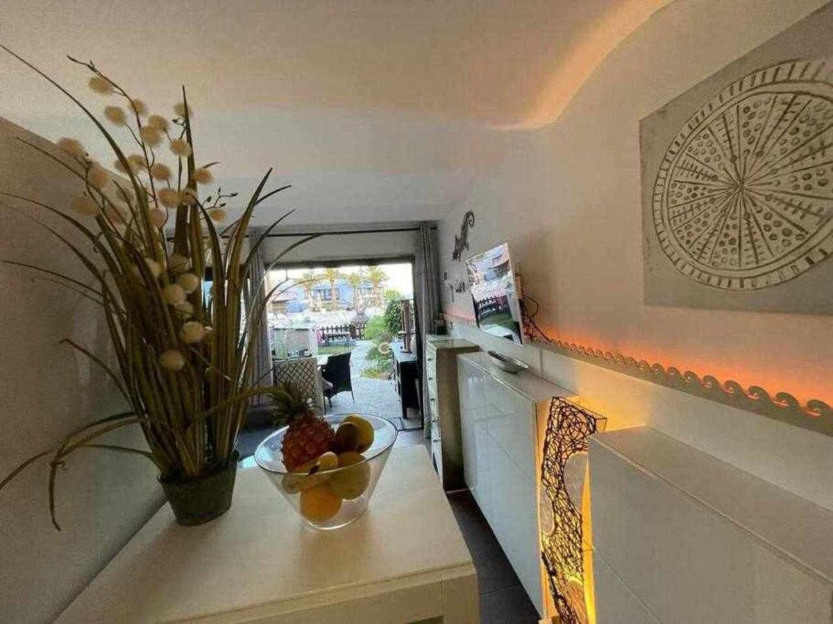 Bonito Apartamento Con Vista Al Mar Playa Del Aguila  Eksteriør billede